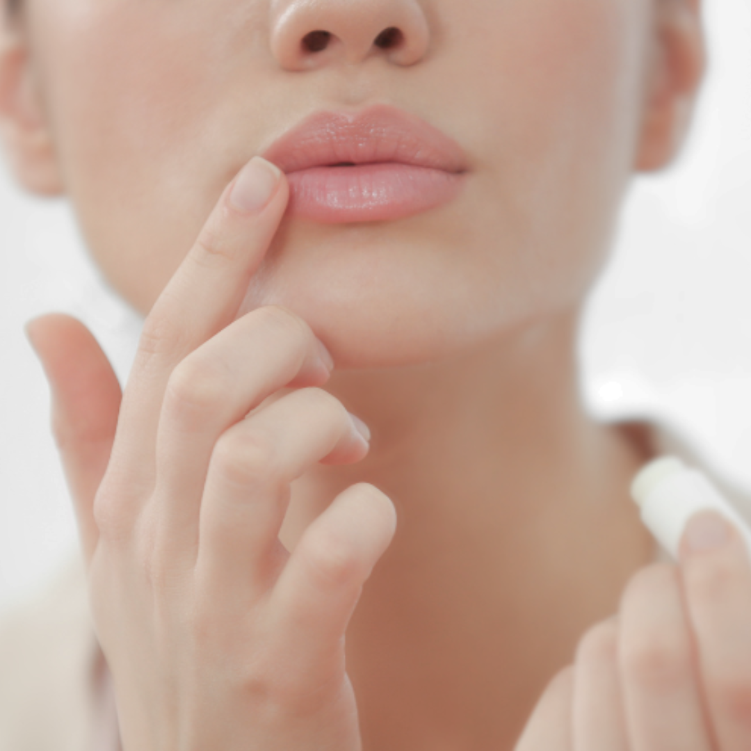 injections lèvres bordeaux